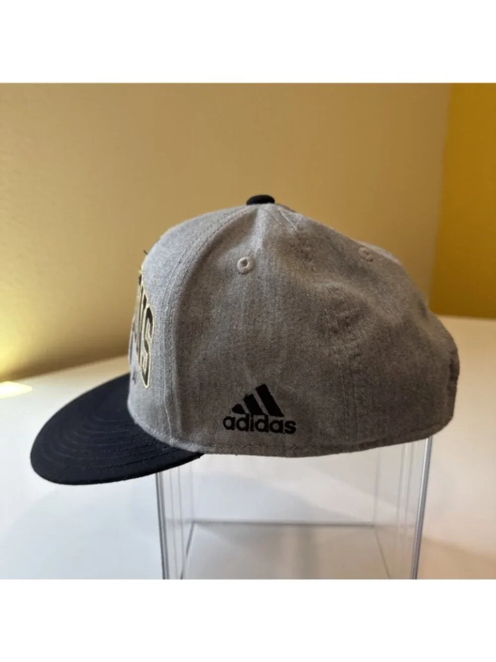 ADIDAS Mavericks 2011 NBA Championship Locker Room Snapback Hat RARE